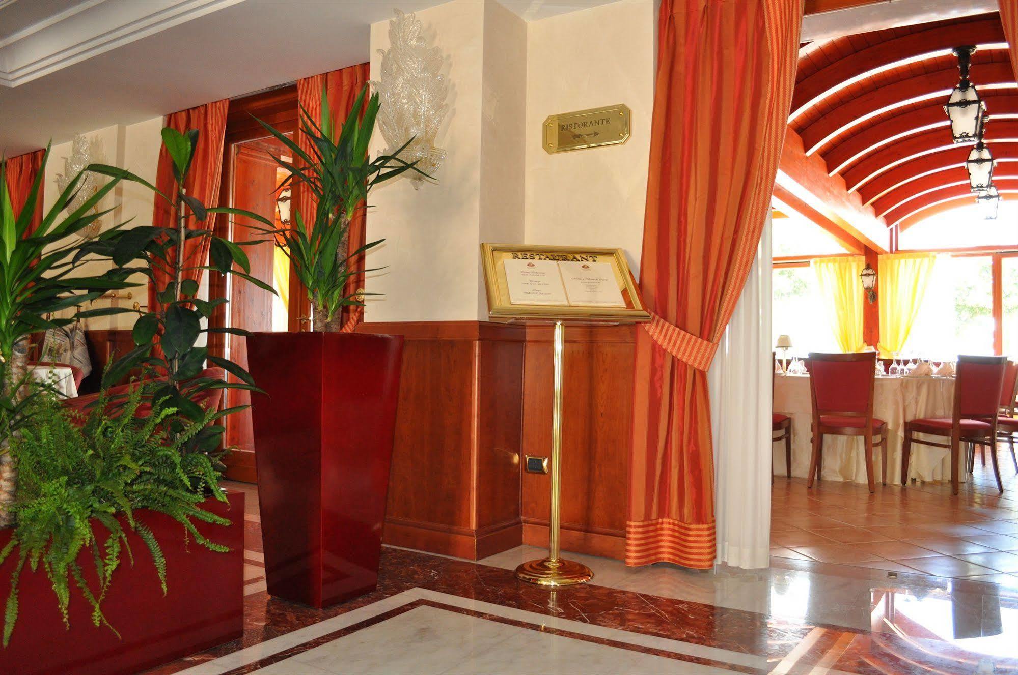 Hotel Ristorante Rossemi San Giovanni Rotondo Ngoại thất bức ảnh