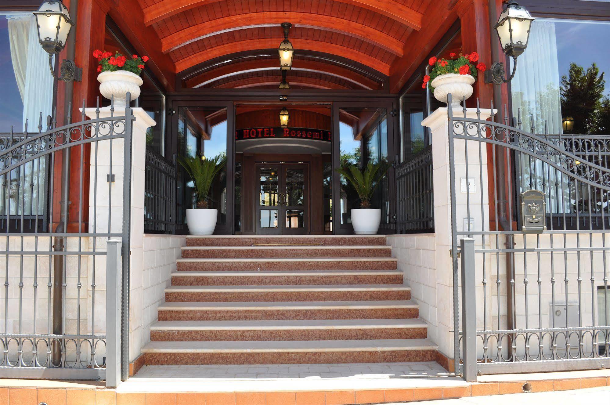 Hotel Ristorante Rossemi San Giovanni Rotondo Ngoại thất bức ảnh